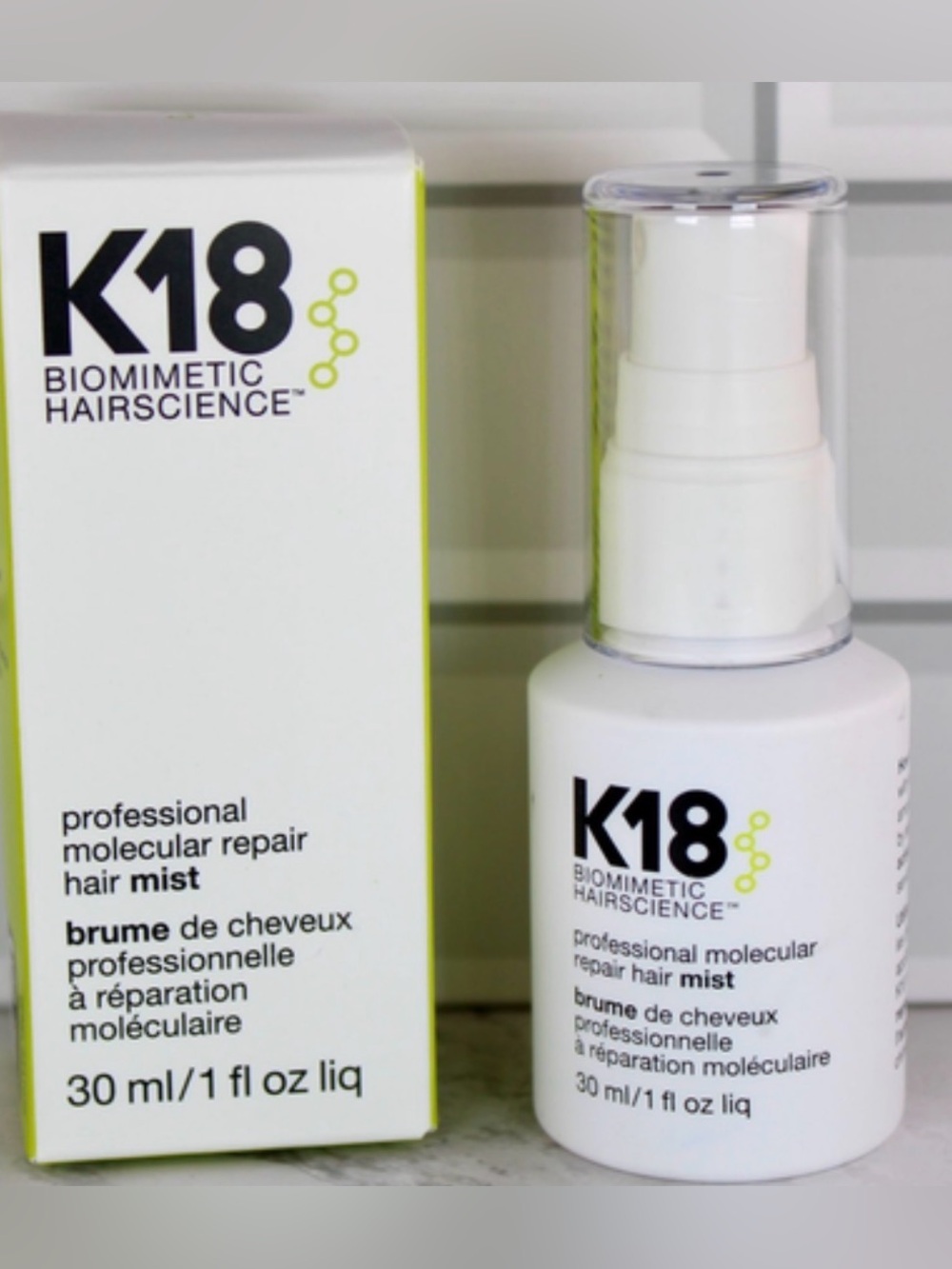 K18 Professional Molecular Repair Hair Mist - White with Neon Green Accent